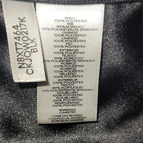 Calvin Klein Black Puffer Vest with Diamond Quilting and High Collar - Picture 13 of 14